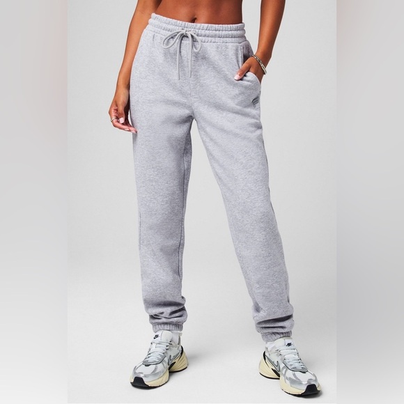 Fabletics Cozy Fleece Go-To Sweatpant Sz Large - Picture 1 of 7